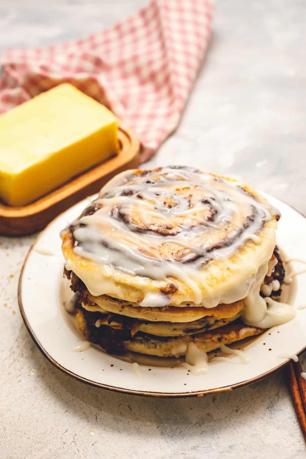 Cinnamon_Roll_Pancakes